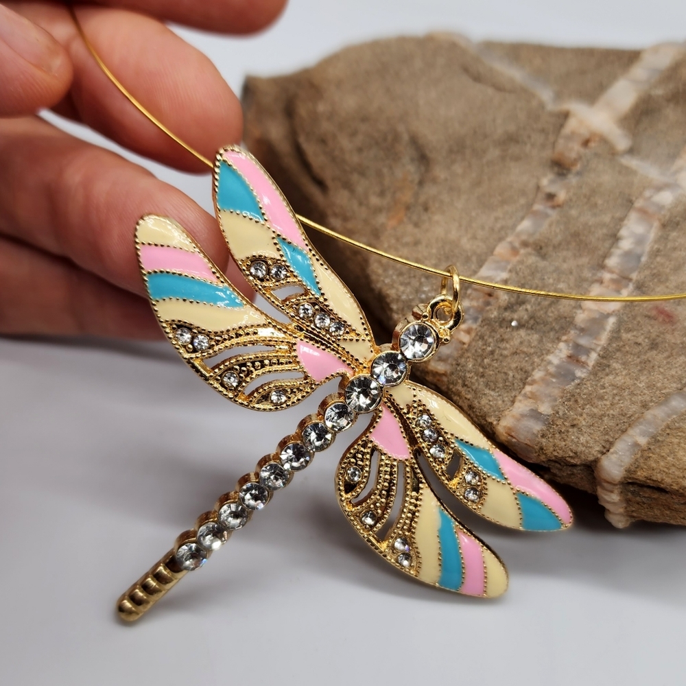 REVOLVE Colorful Golden Dragonfly Elegant Pendant Hypoallerjenic Jewelry